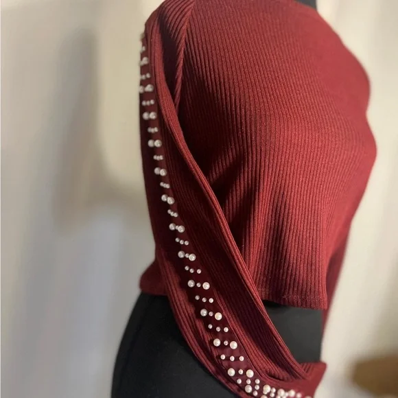 H&M Burgundy Long Sleeve Top with Pearl Details - Picture 3 of 6